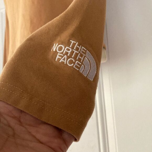 The NORTH FACE Evolution Fitted Mock Neck Tan Long Sleeve Womens Medium - Picture 9 of 12